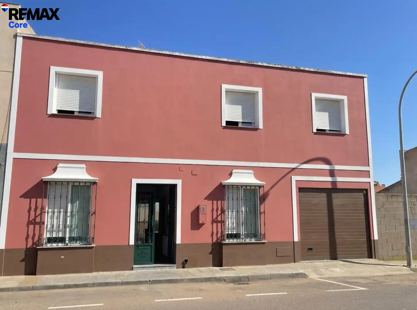 Außenansicht von Haus oder Chalet zum Verkauf in Montijo mit Klimaanlage, Heizung und Abstellraum