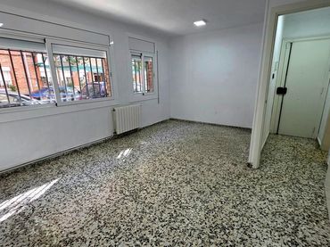 Baixos en venda a calle de Sant Crispí