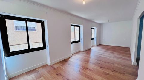 Foto 4 de Piso en venta en Avenida Chapí, Plaza de Toros - Avenida Chapí - Trinquete, Elda