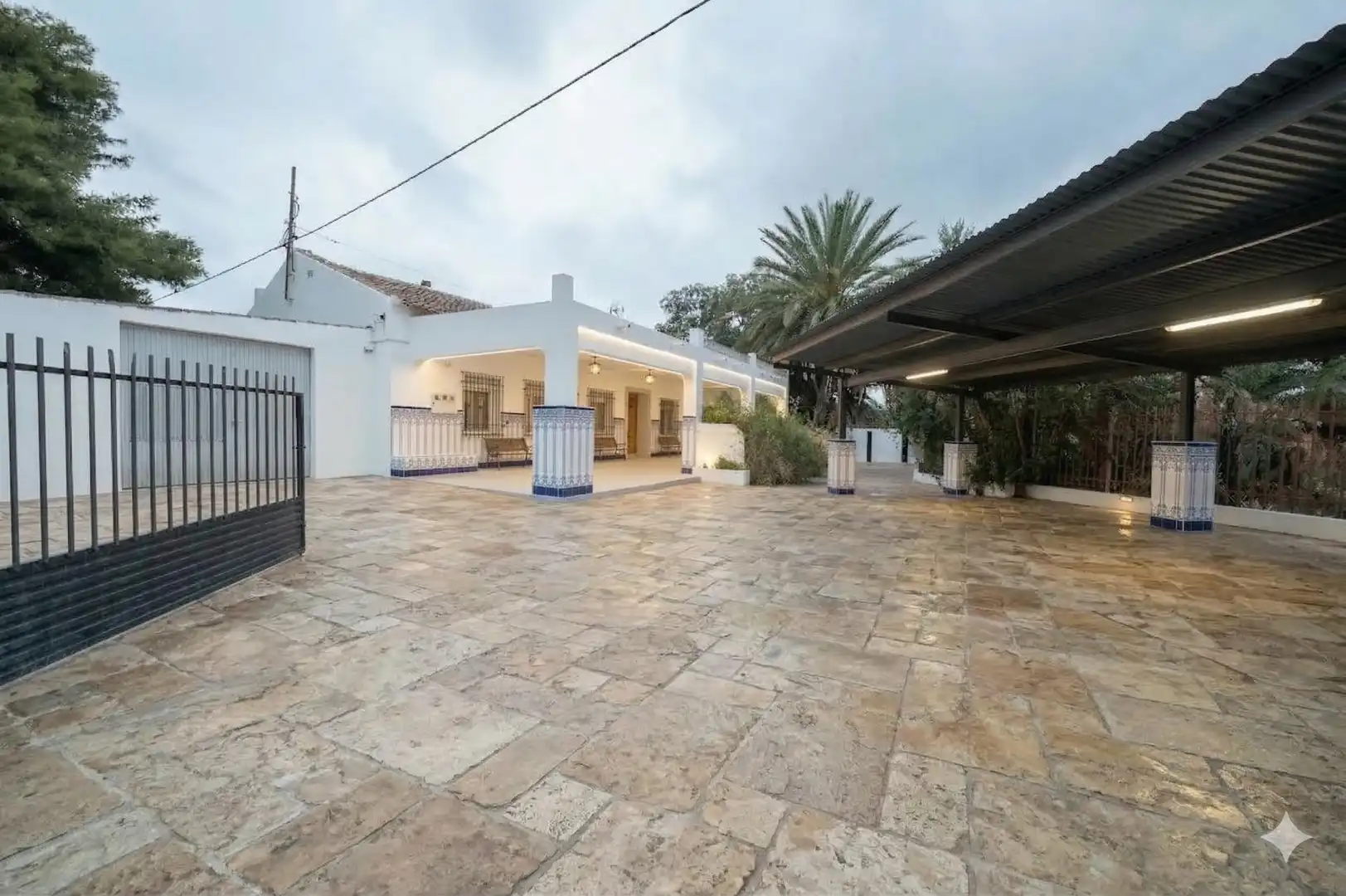 Nave industrial en venta en Calle POB.LAS CASILLAS, Crevillent