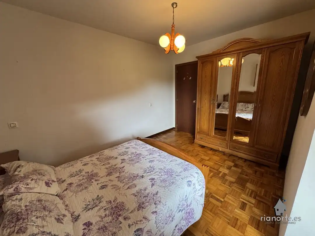 Habitación de Piso en venta en Ribadesella con Calefacción