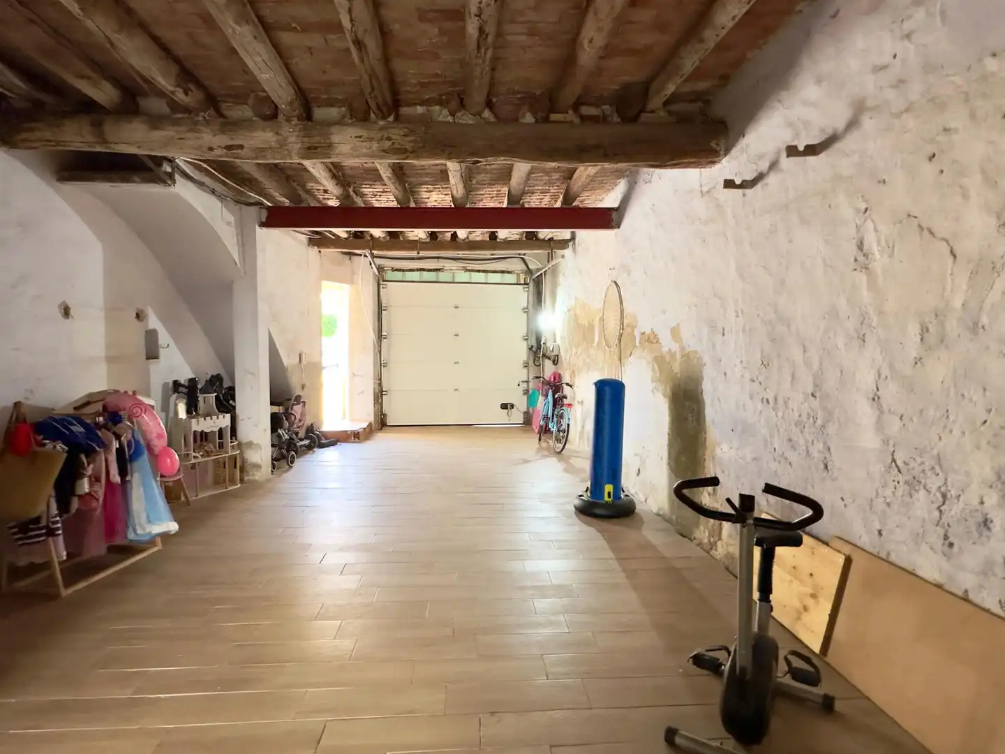 Casa adosada en venda a Casco Urbano