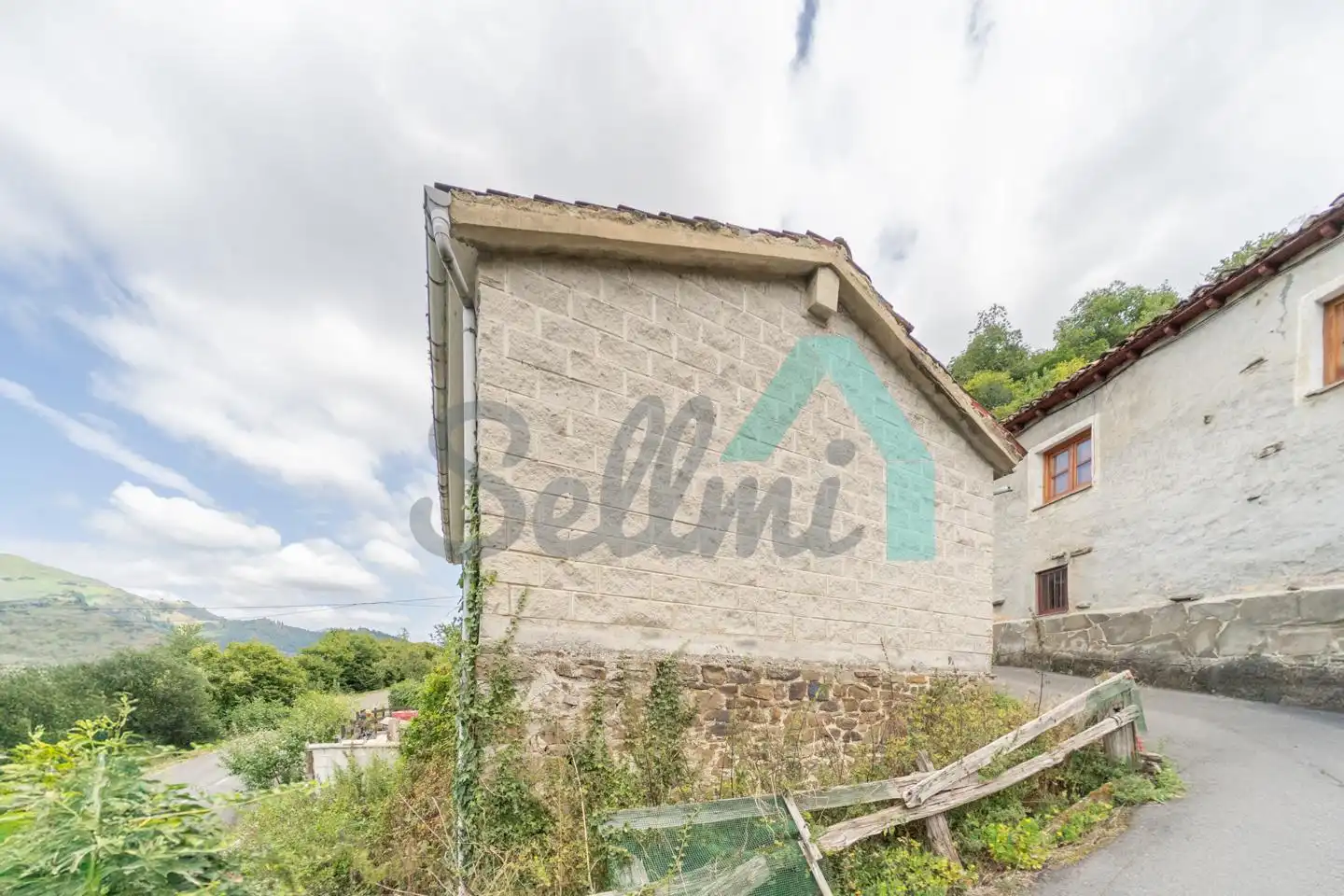 Exterior view of Houses for sale in Aller  with Heating, Private garden and Terrace