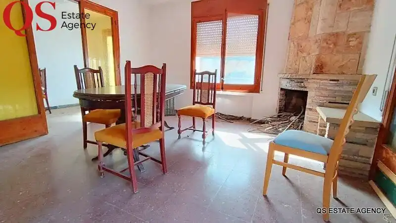 Comedor de Edificio en venta en Tordera