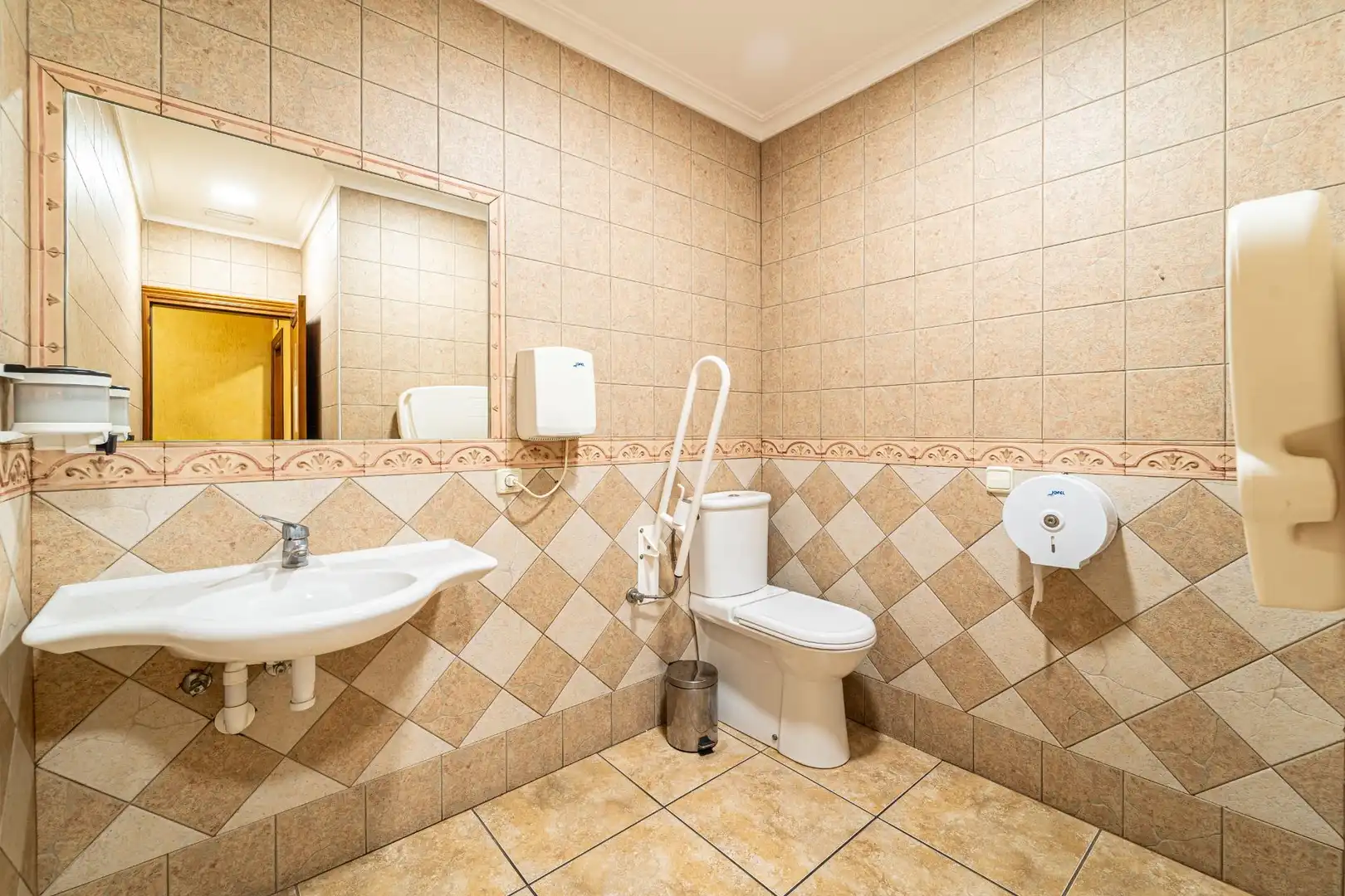 Local comercial en traspaso en Maria de la Salut, imagen 25