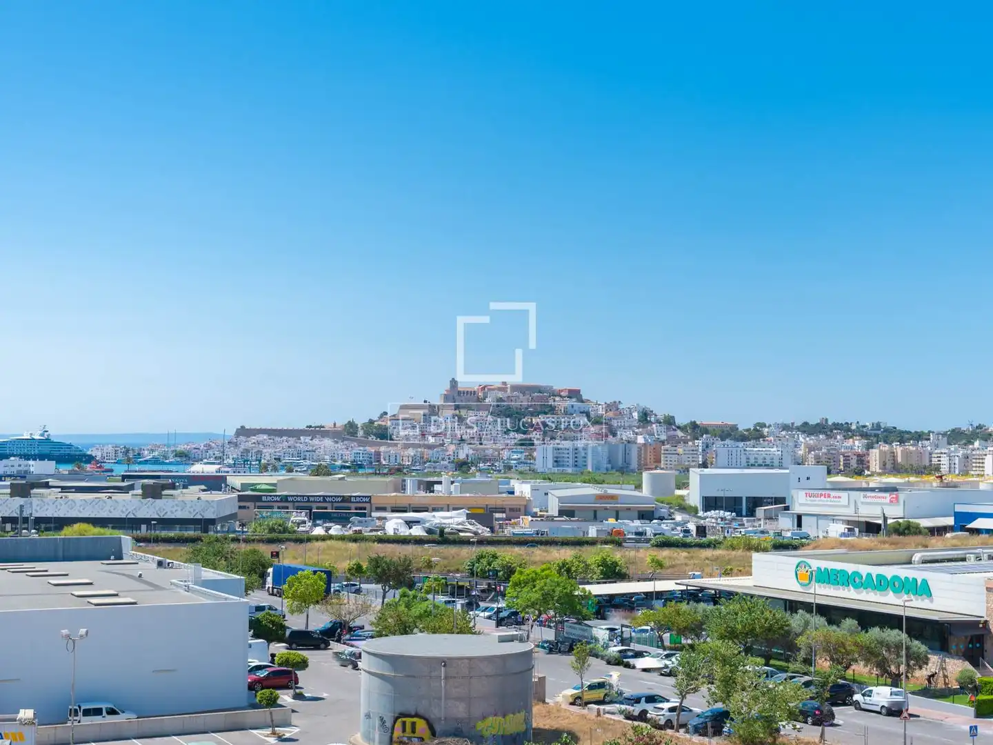 Vista exterior de Piso en venta en Santa Eulària des Riu con Aire acondicionado, Calefacción y Terraza