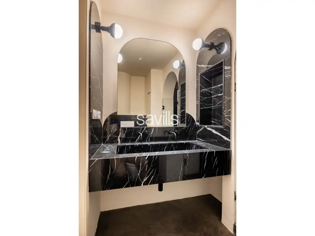 Bathroom of Apartments for sale in Sevilla
