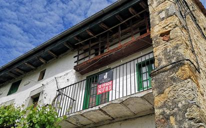 Exterior view of Country house for sale in Castro-Urdiales  with Terrace and Balcony