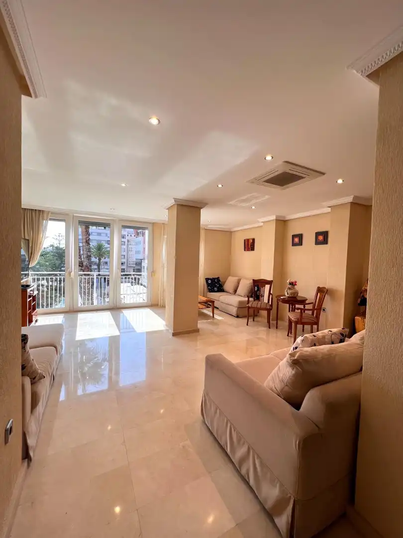 Wohnzimmer von Maisonette zum Verkauf in Torrevieja mit Balkon