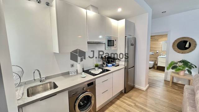 Estudio en Alquiler en Poniente - Faro