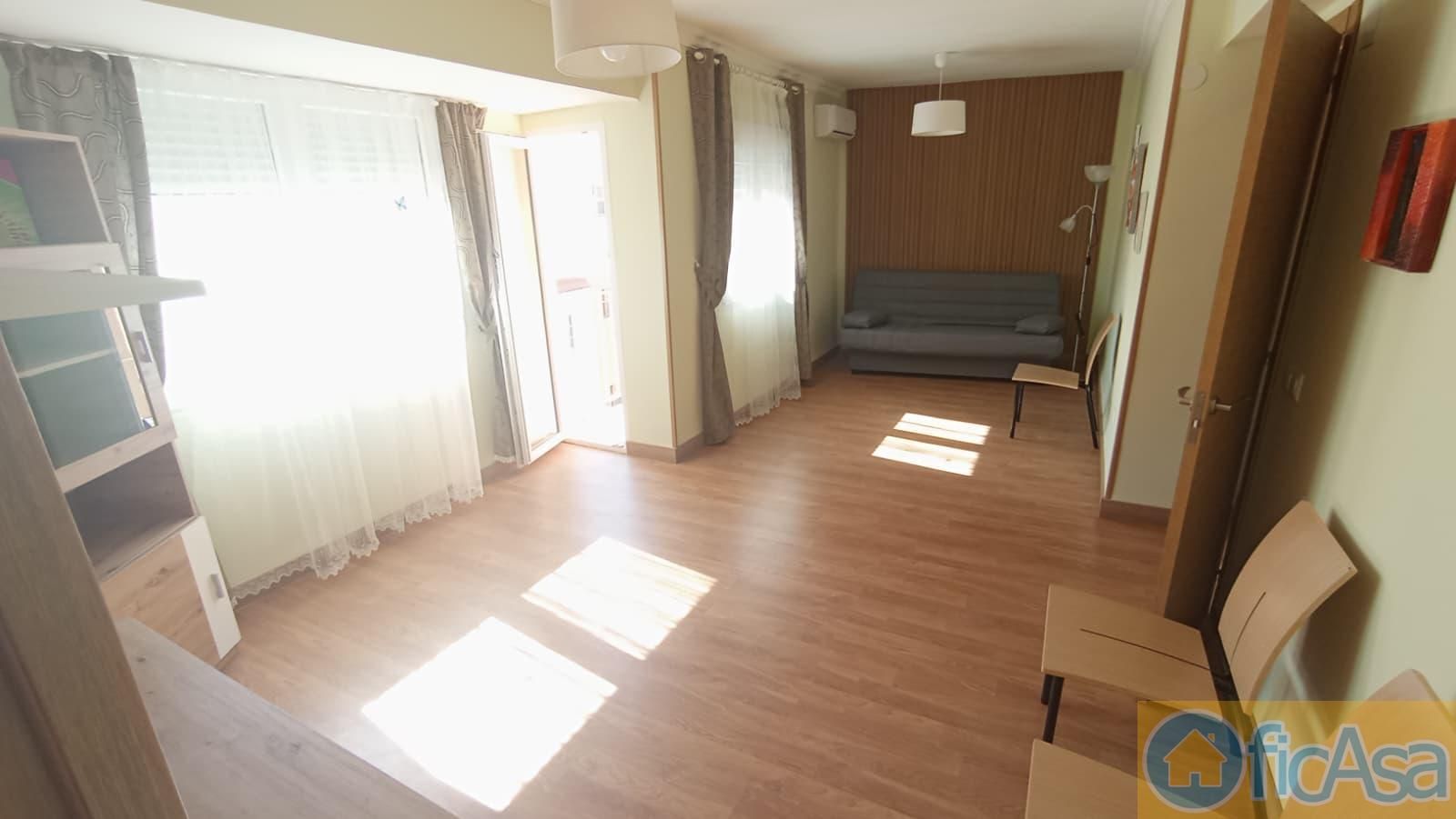 Living room of Flat for sale in Castellón de la Plana / Castelló de la Plana  with Air Conditioner, Parquet flooring and Balcony