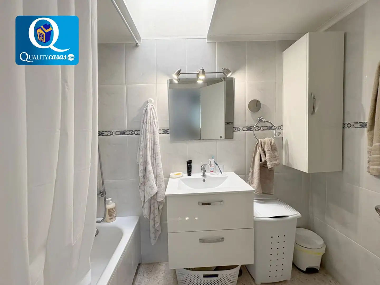 Baño de Casa o chalet en venta en El Campello con Terraza y Trastero