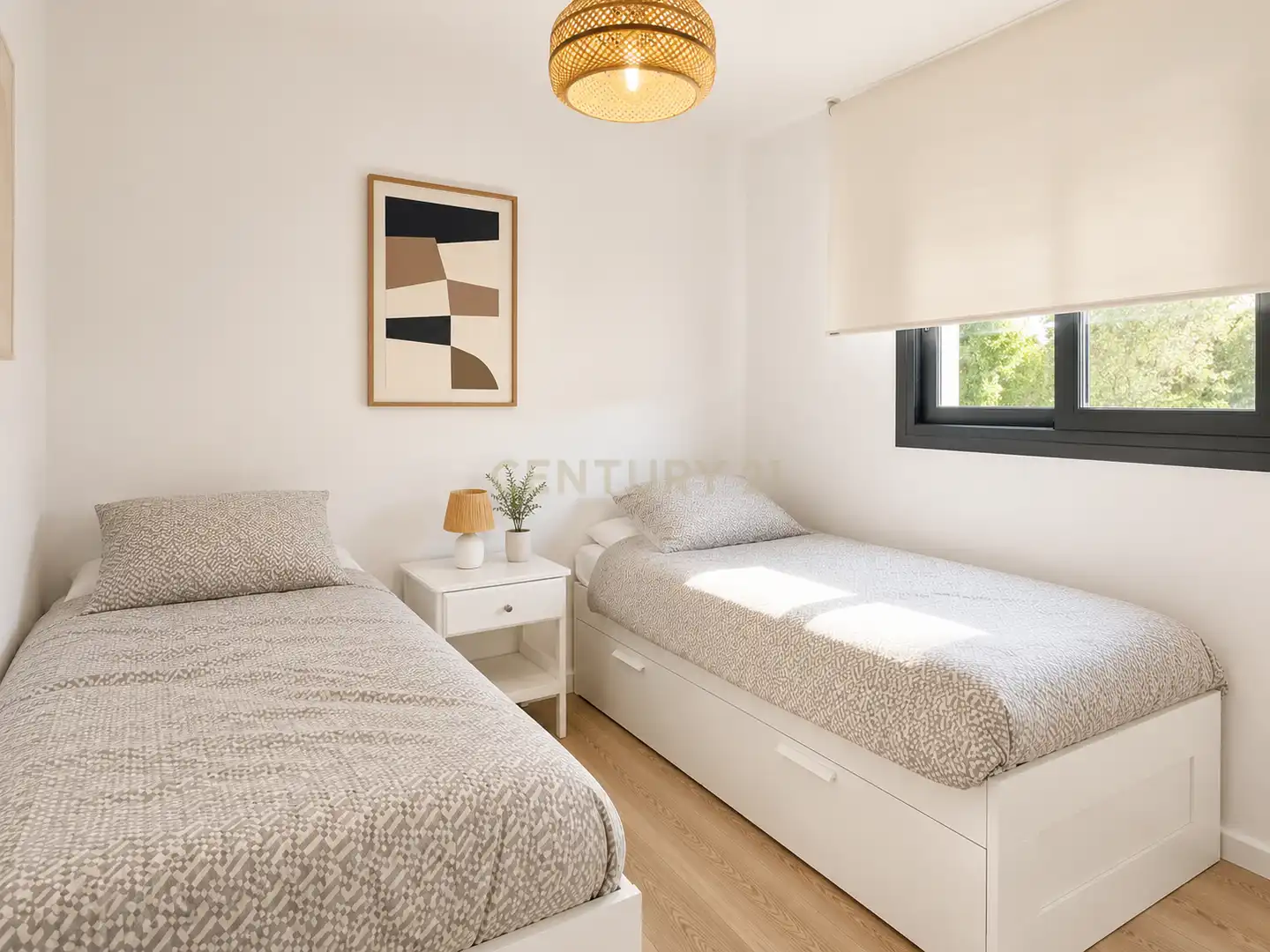 Schlafzimmer von Wohnungen zur Miete in Benalmádena mit Klimaanlage, Waschmaschine und Gemeinschaftspool