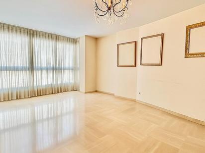 Sala d'estar de Pis en venda en  Valencia Capital amb Aire condicionat i Balcó