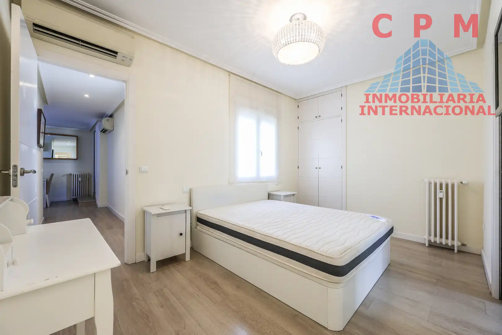 Bedroom of Attic for rent in Madrid  with Air Conditioner, Heating and Parquet flooring