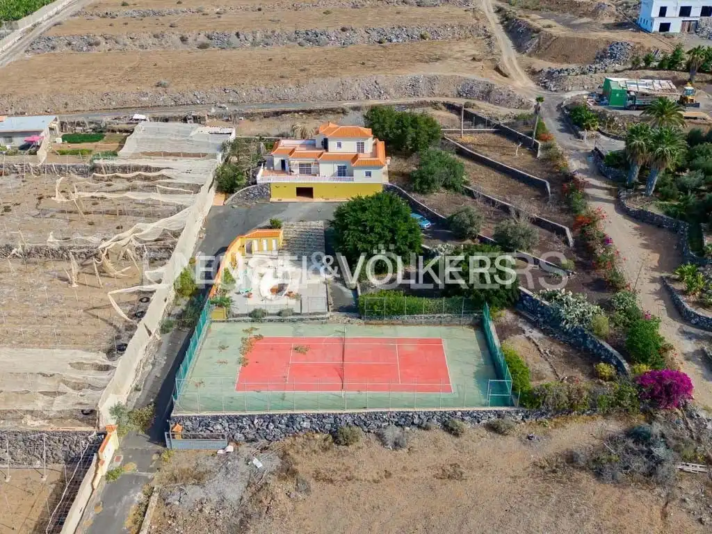 Houses for sale in Marazul - Ricasa