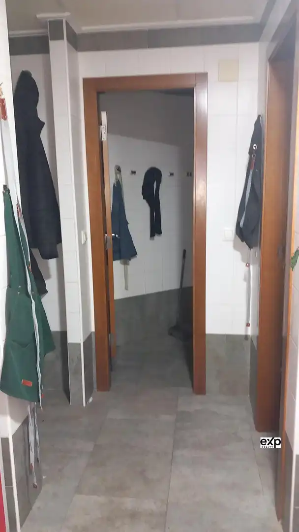 Baño de Local en venta en Rascanya