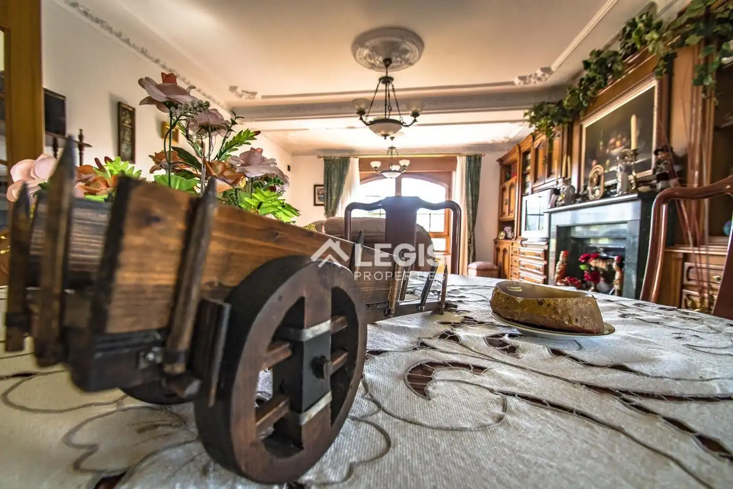 Sala d'estar de Casa o xalet en venda en Valdés - Luarca amb Calefacció, Jardí privat i Terrassa