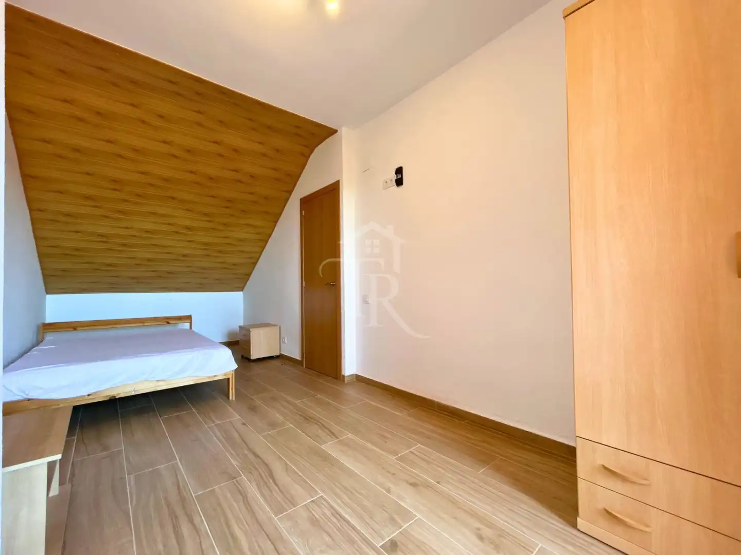 Dormitori de Dúplex en venda en Roda de Berà, Tarragona