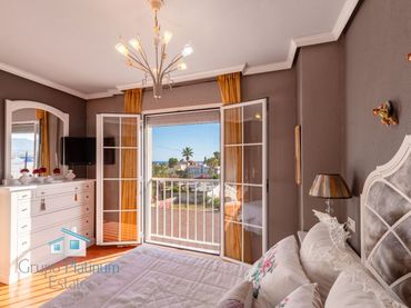 Adossat amb piscina en venda a San Juan de los Terreros