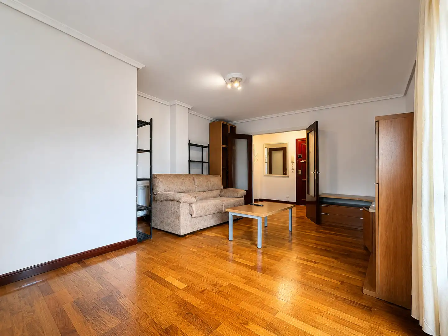 Wohnung zur Miete in Plaza de la Concordia, Reocín