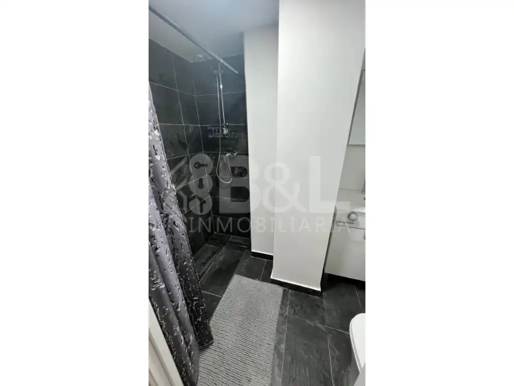 Baño de Piso en venta en Huelva con Amueblado y Balcón