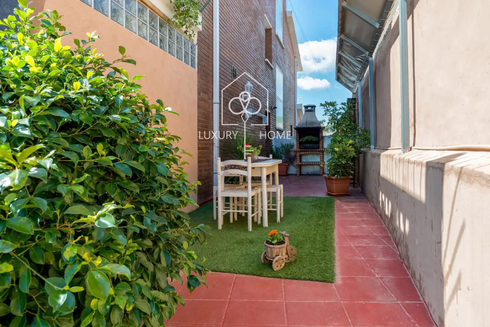 Terrassa de Casa o xalet en venda en Viladecans amb Aire condicionat, Calefacció i Parquet