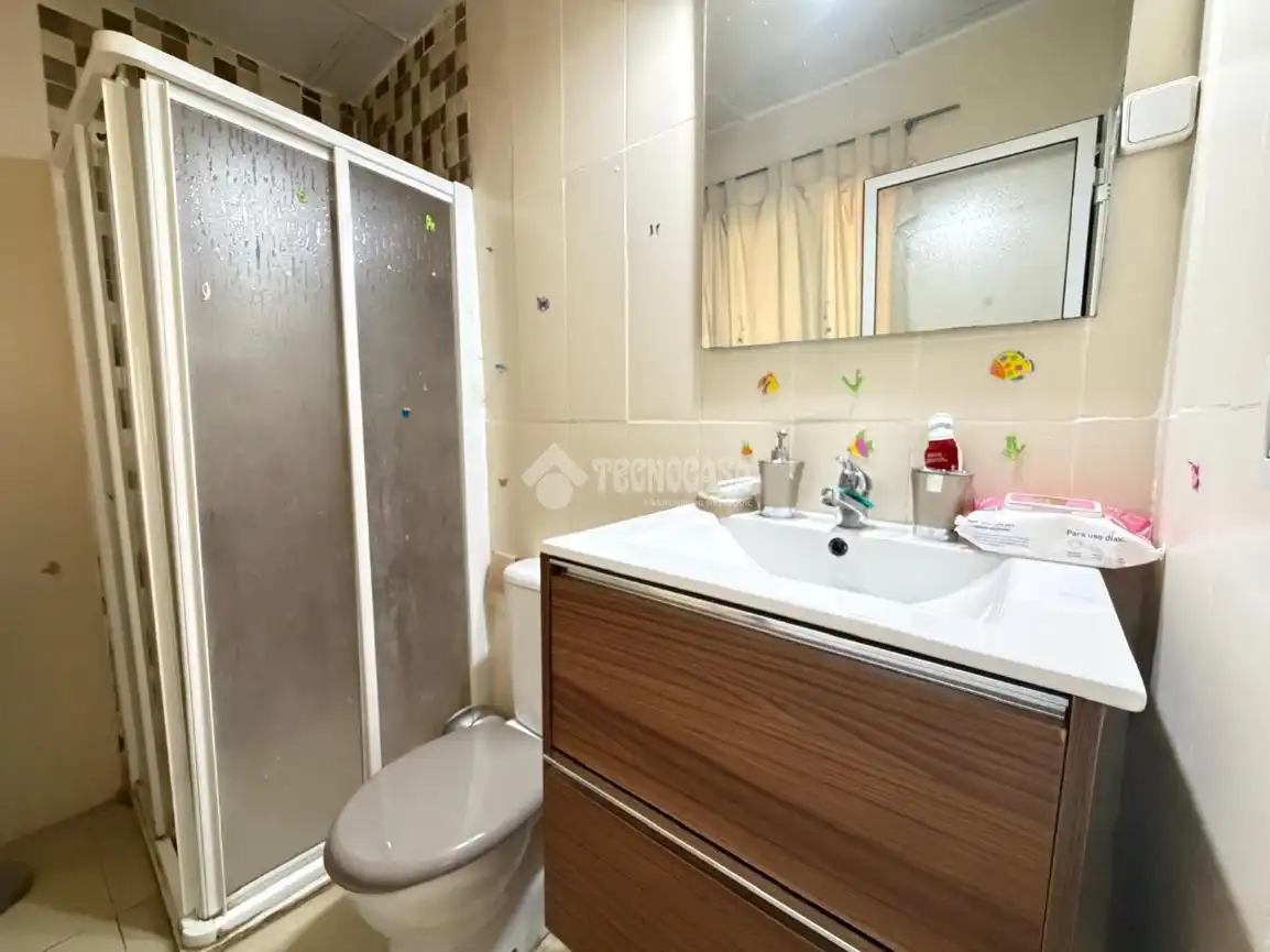 Bathroom of Houses for sale in Puente Genil  with Air Conditioner, Heating and Terrace