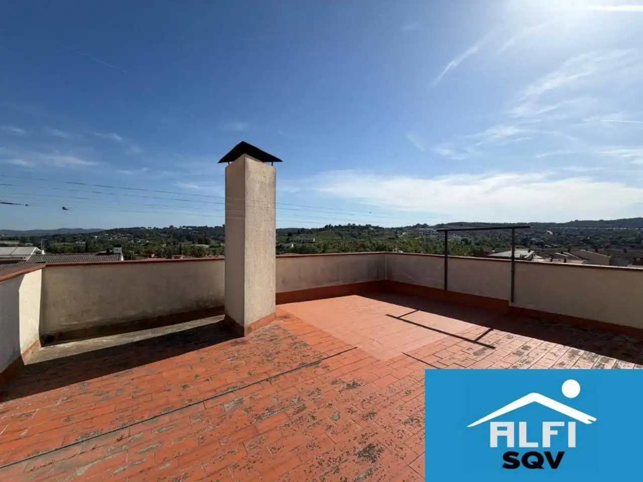 Terraza de Piso en venta en Sant Quirze del Vallès con Calefacción, Trastero y Balcón