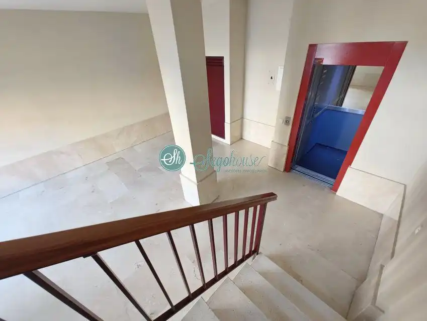 Wohnung zur Miete in Segovia mit Heizung, Parkett und Terrasse