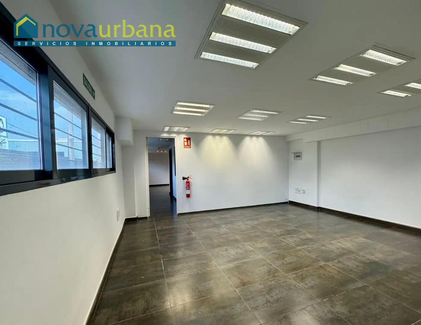 Oficina de alquiler en Xirivella con Aire acondicionado y Calefacción