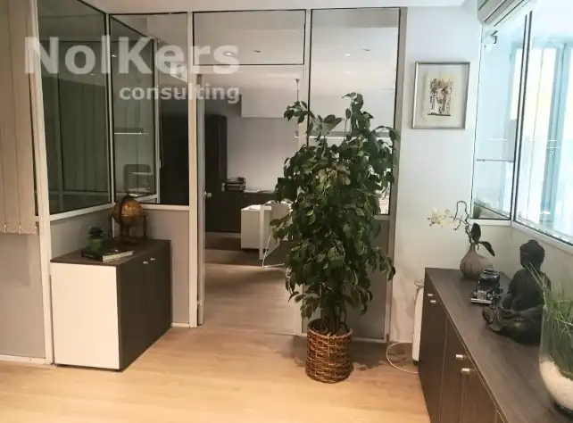 Oficina en venda a Barri de les Corts