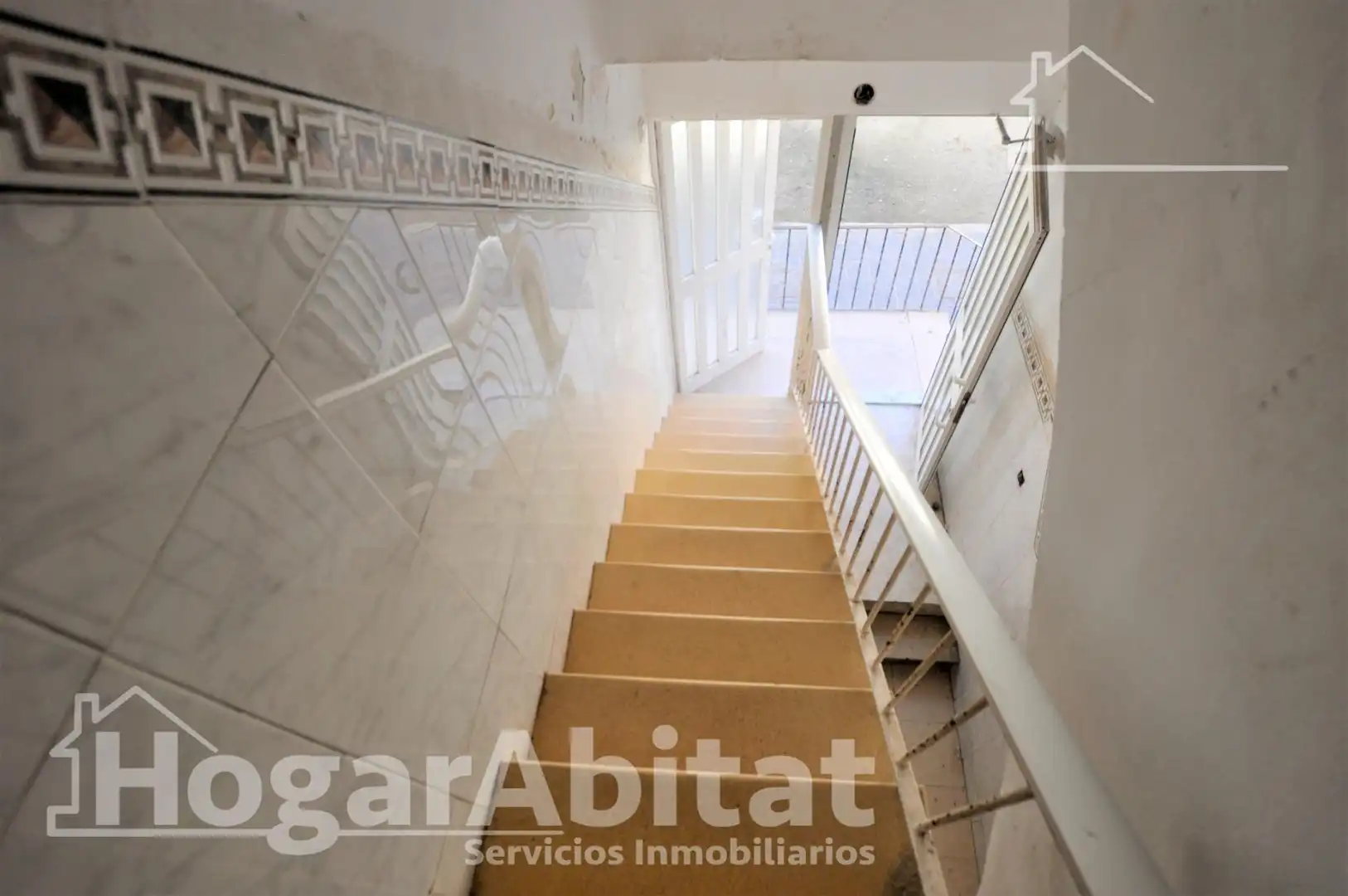 Wohnung zum Verkauf in Valencia mit Klimaanlage, Heizung und Balkon