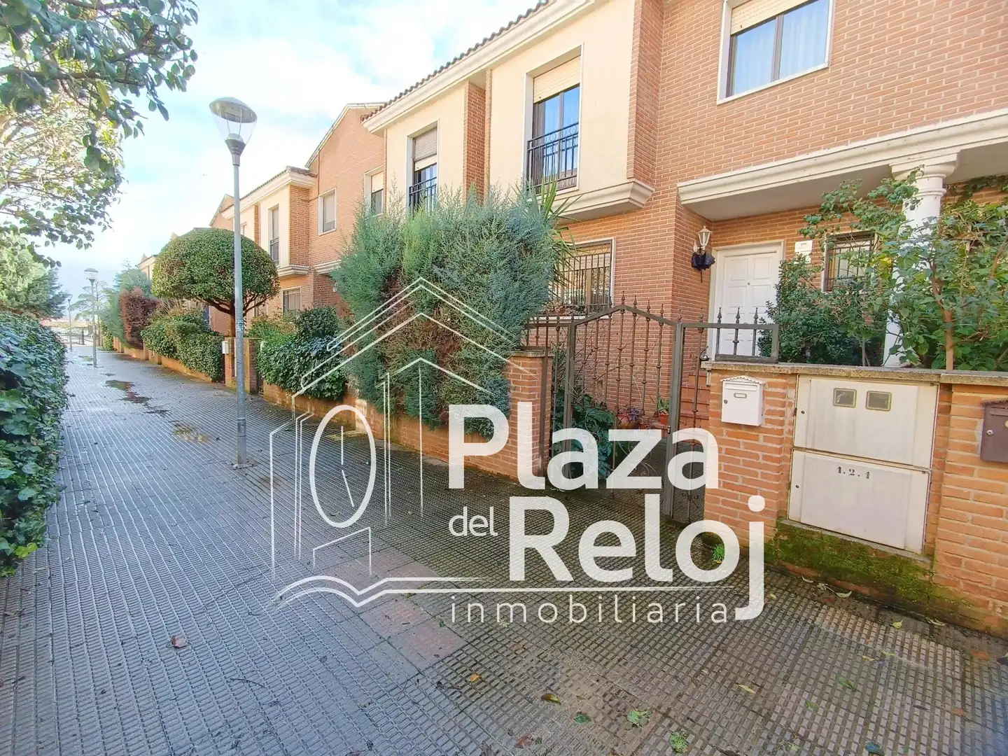 Vista exterior de Casa adosada en venta en Talavera de la Reina con Aire acondicionado y Calefacción