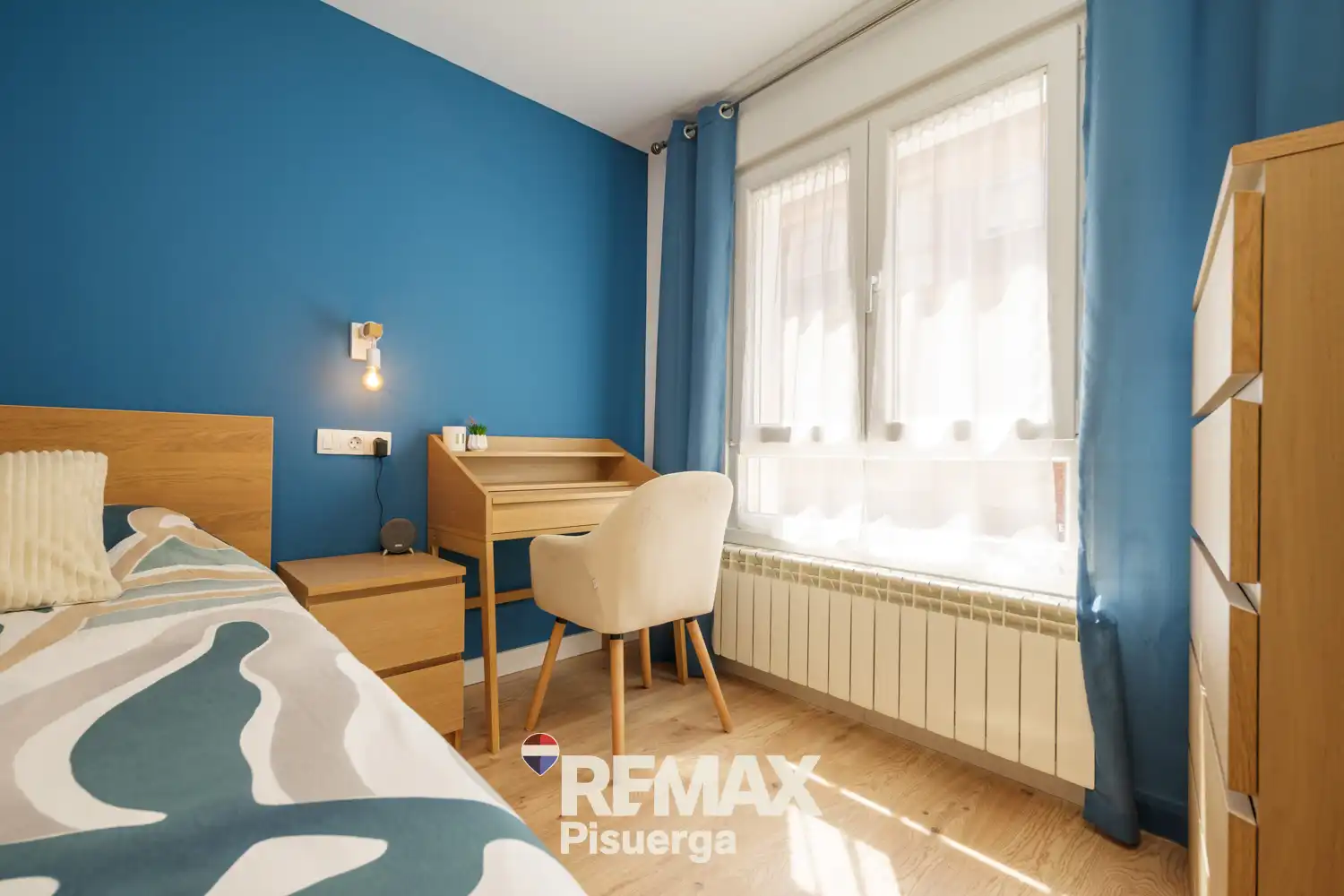 Habitación de Piso en venta en Valladolid con Calefacción, Parquet y Terraza