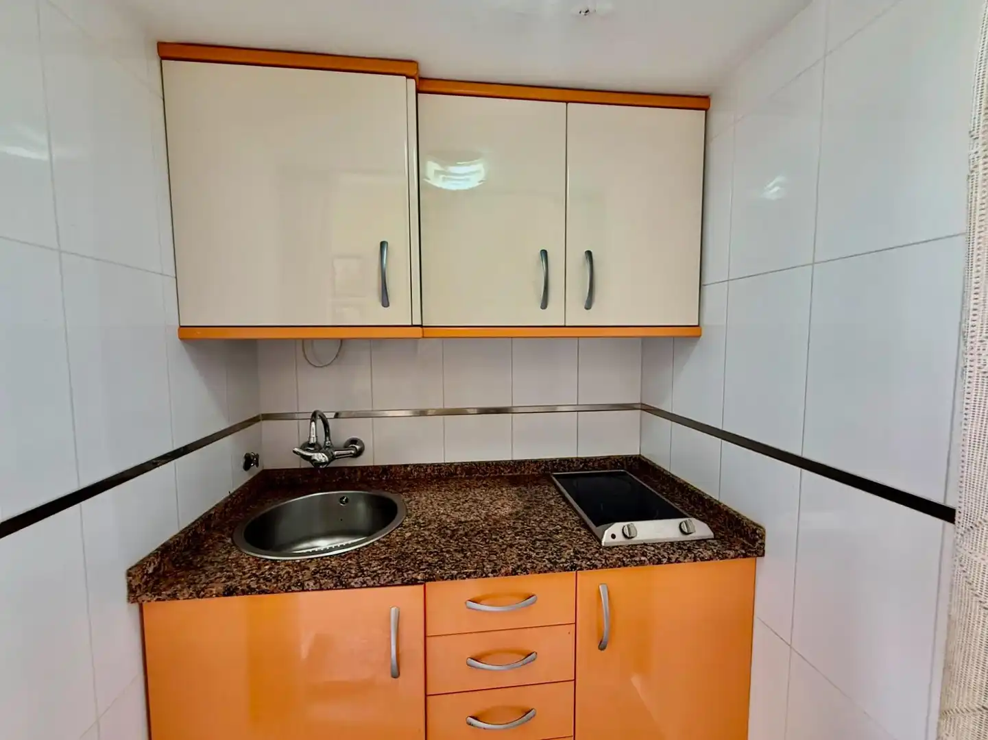 Cuina de Estudi en venda en Benidorm amb Moblat i Piscina comunitària