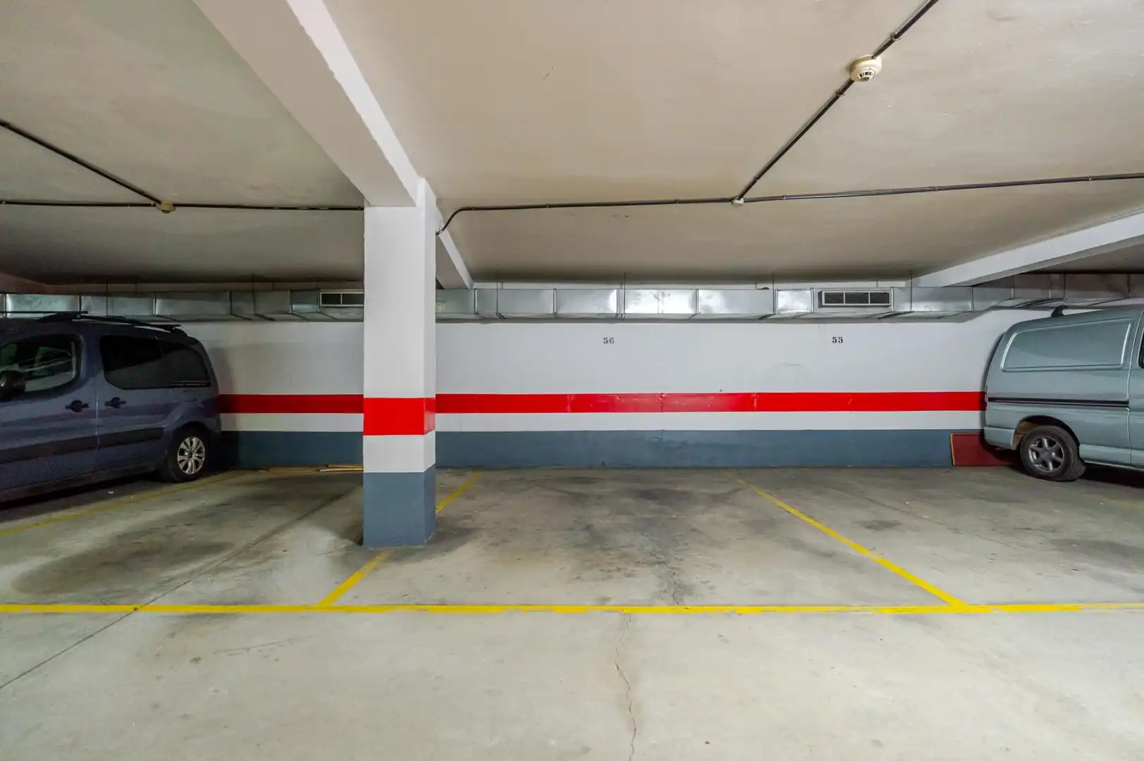 Parking de Ático en venta en Gáldar con Terraza, Amueblado y Piscina comunitaria