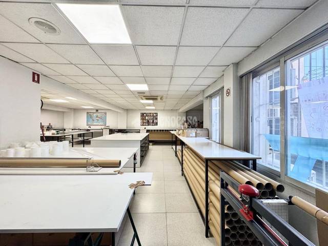 Local comercial en Venta en Simancas