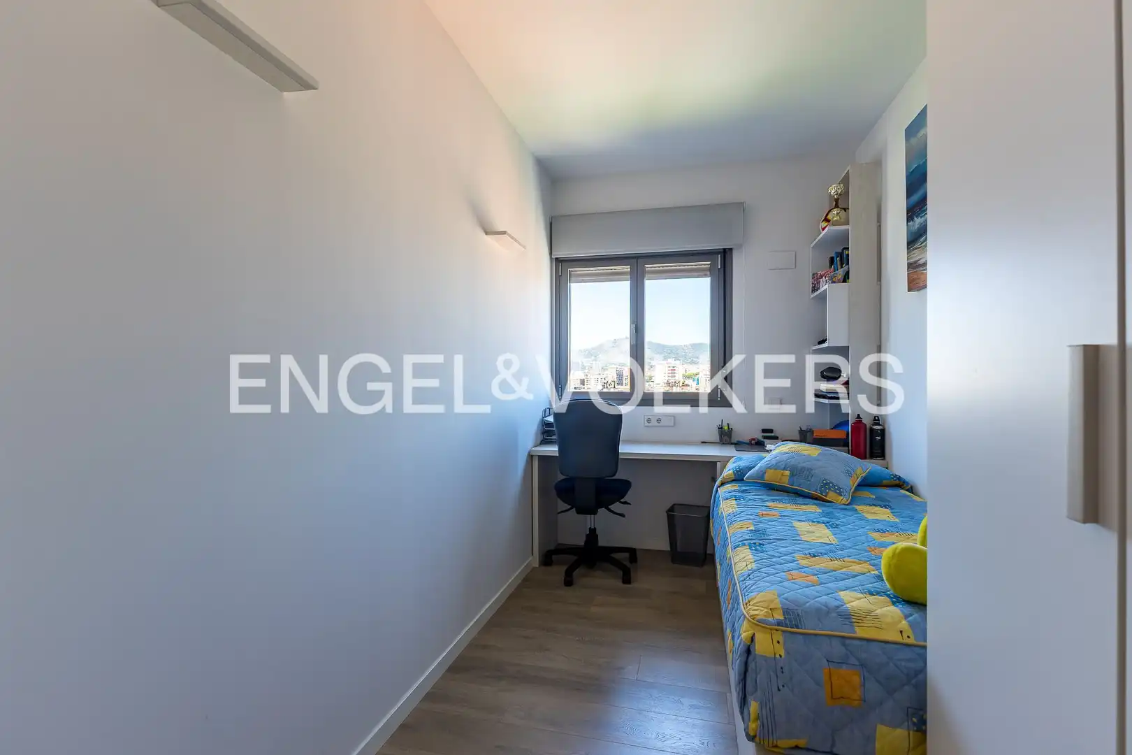 Bedroom of Flat for sale in L'Hospitalet de Llobregat  with Air Conditioner, Heating and Parquet flooring