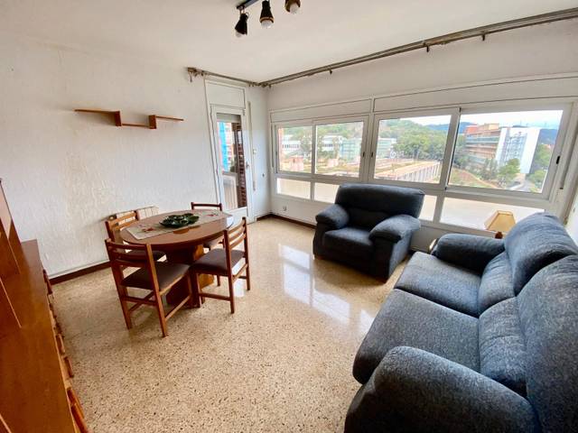 Piso en Venta en Avinguda del Jordà en Sant Genís dels Agudells