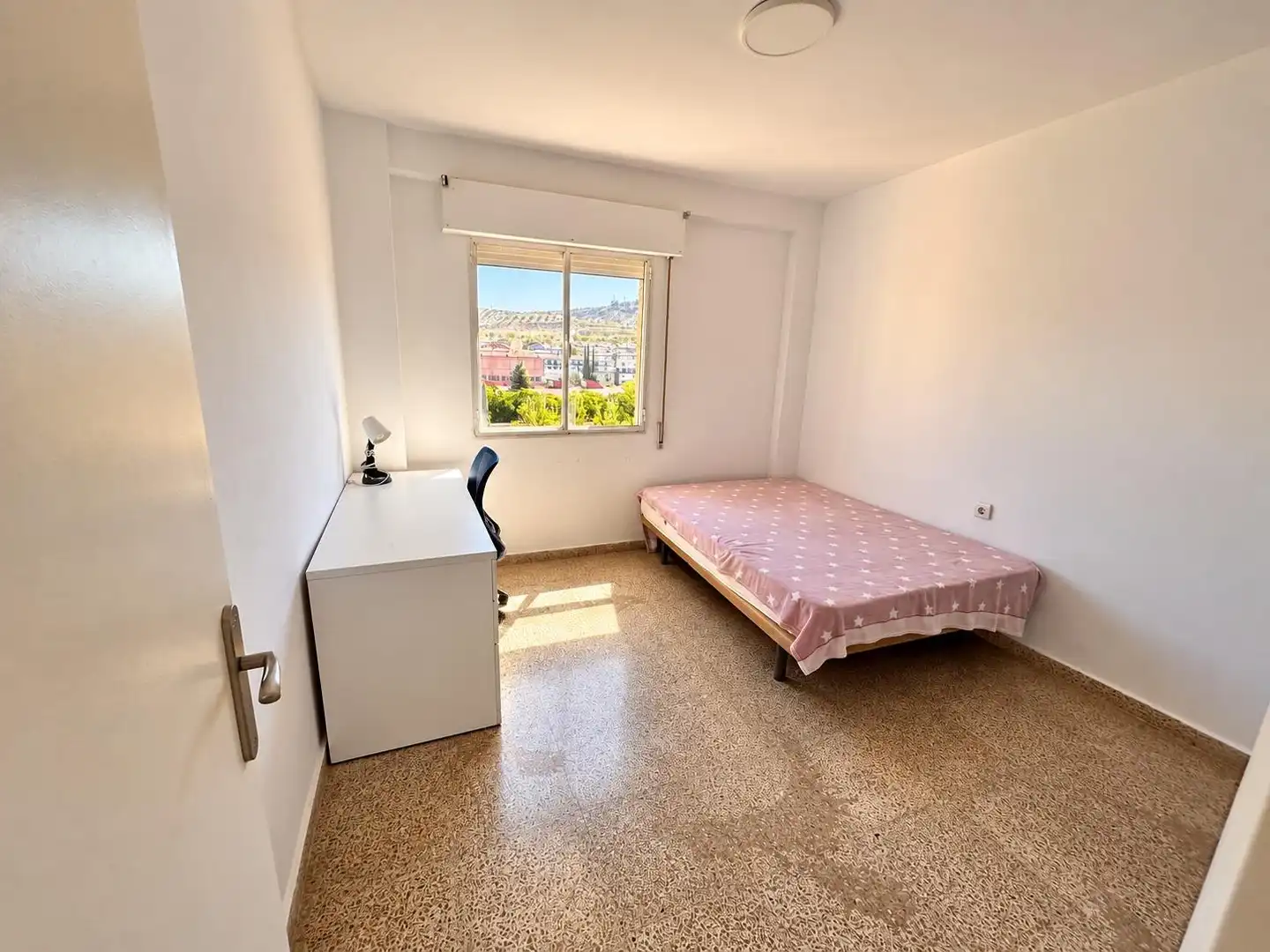 Habitación de Piso para compartir en Norte