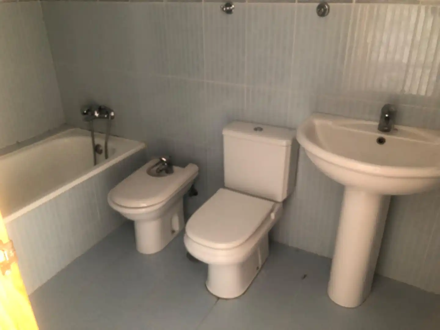 Baño de Casa adosada en venta en Mijas con Aire acondicionado, Calefacción y Jardín privado