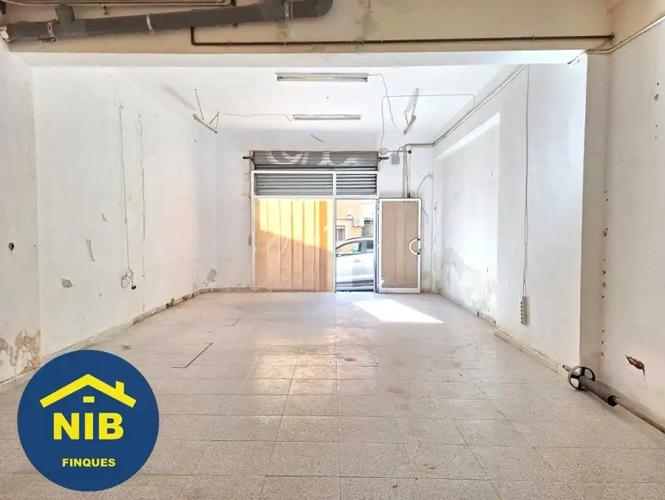Local comercial en venta en Carrer d'Almansa