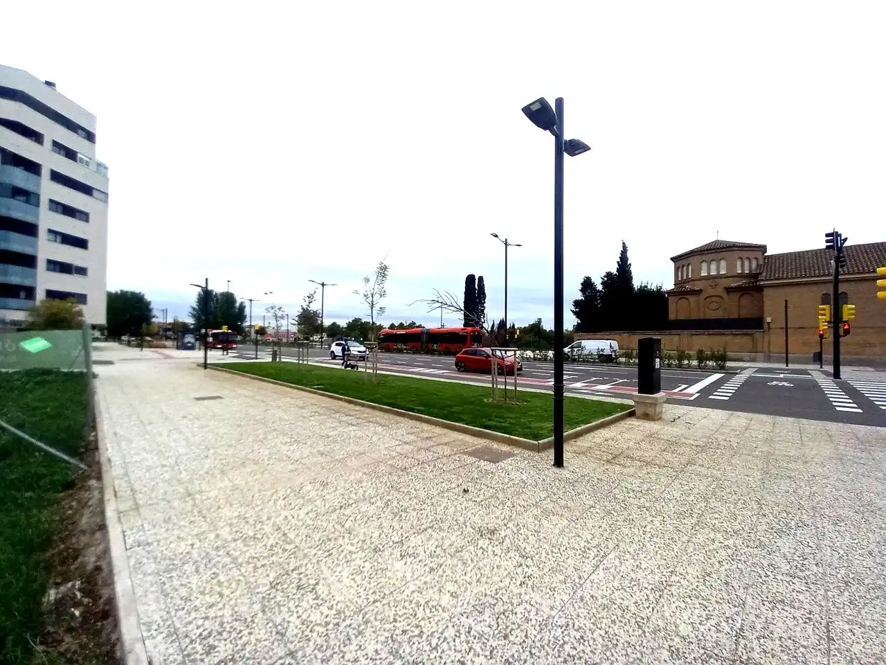 Vista exterior de Local de alquiler en Zaragoza