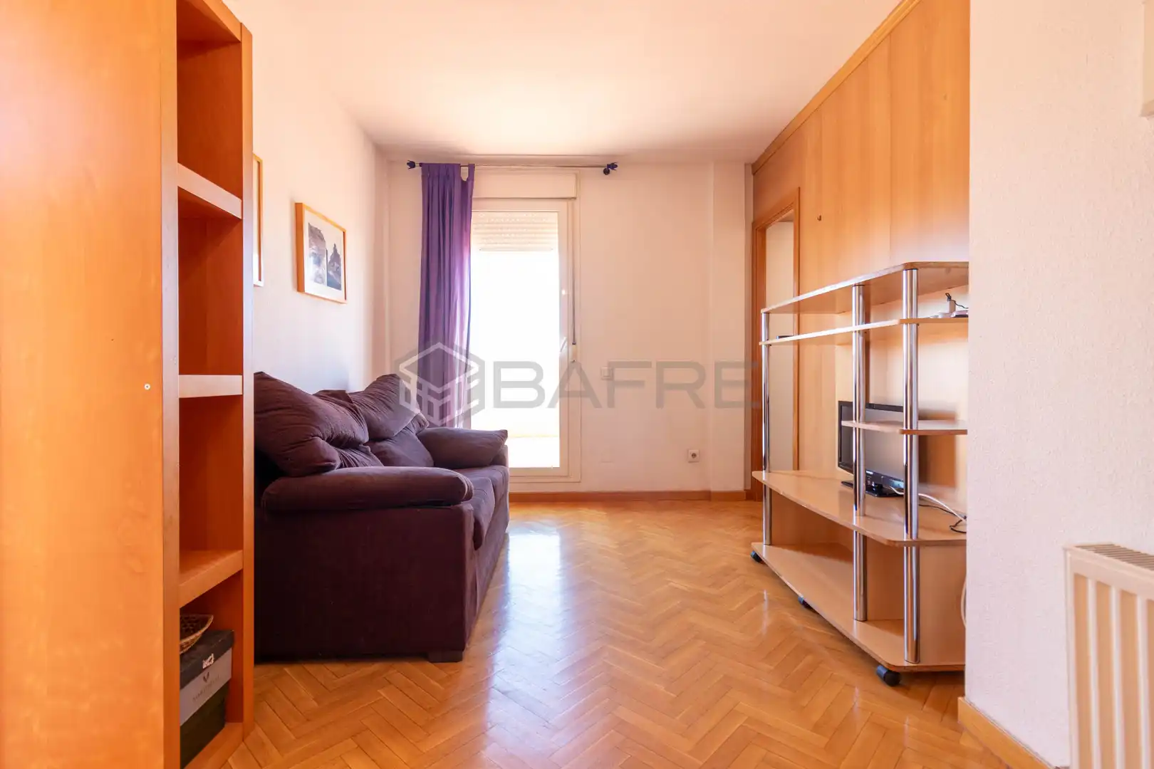 Sala d'estar de Àtic en venda en Madrid amb Aire condicionat, Jardí privat i Parquet