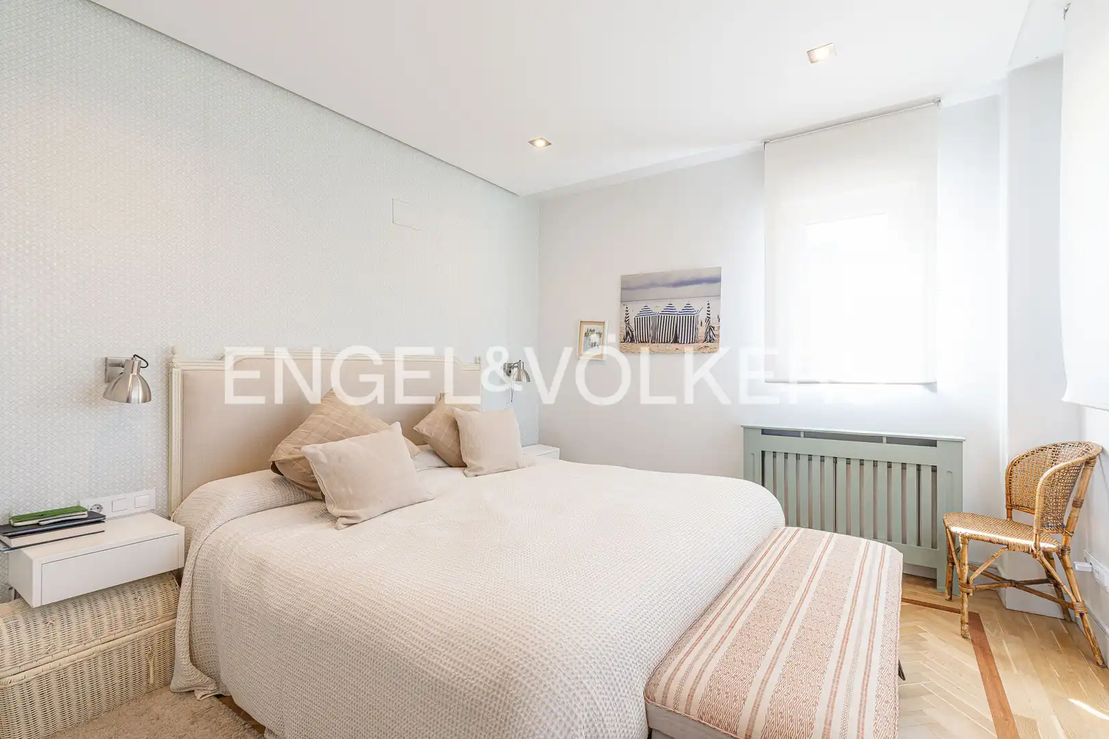 Bedroom of Duplexes for sale in Madrid  with Air Conditioner, Heating and Terrace