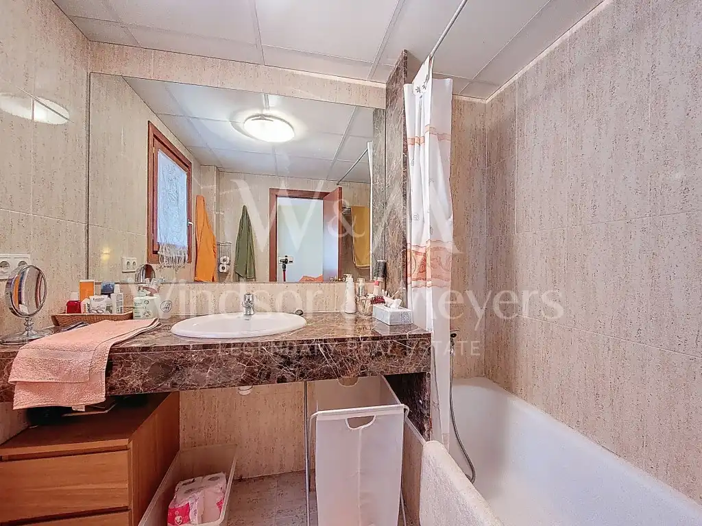 Piso con terraza en venta en Camí de la Basera, imagen 23