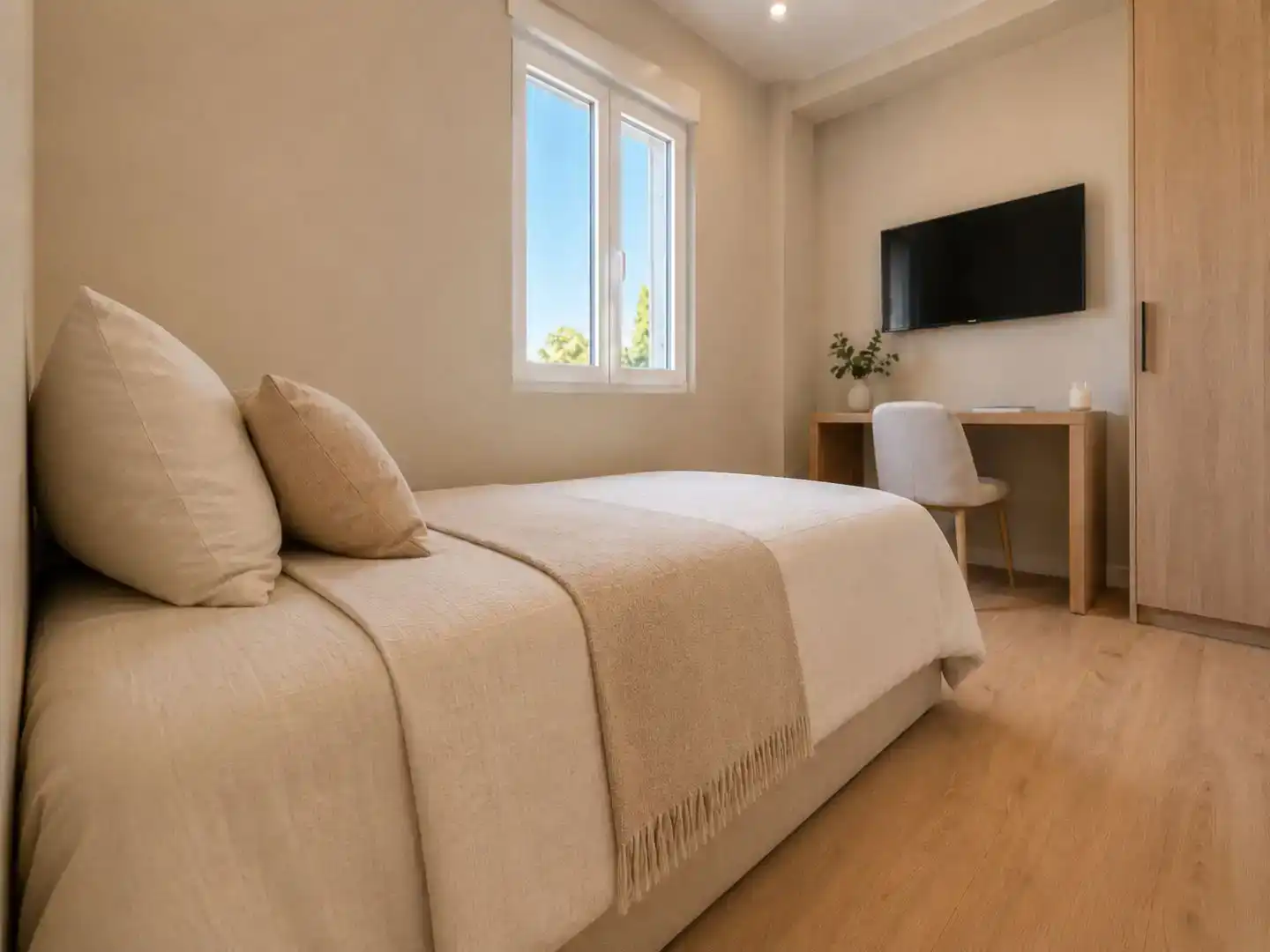 Schlafzimmer von Wohnung zur Miete in Granada mit Klimaanlage und Möbliert