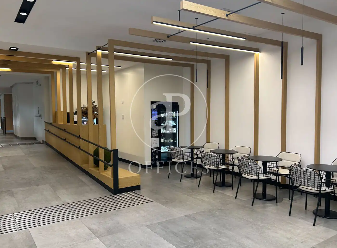 Office for rent in Madrid  with Air Conditioner
