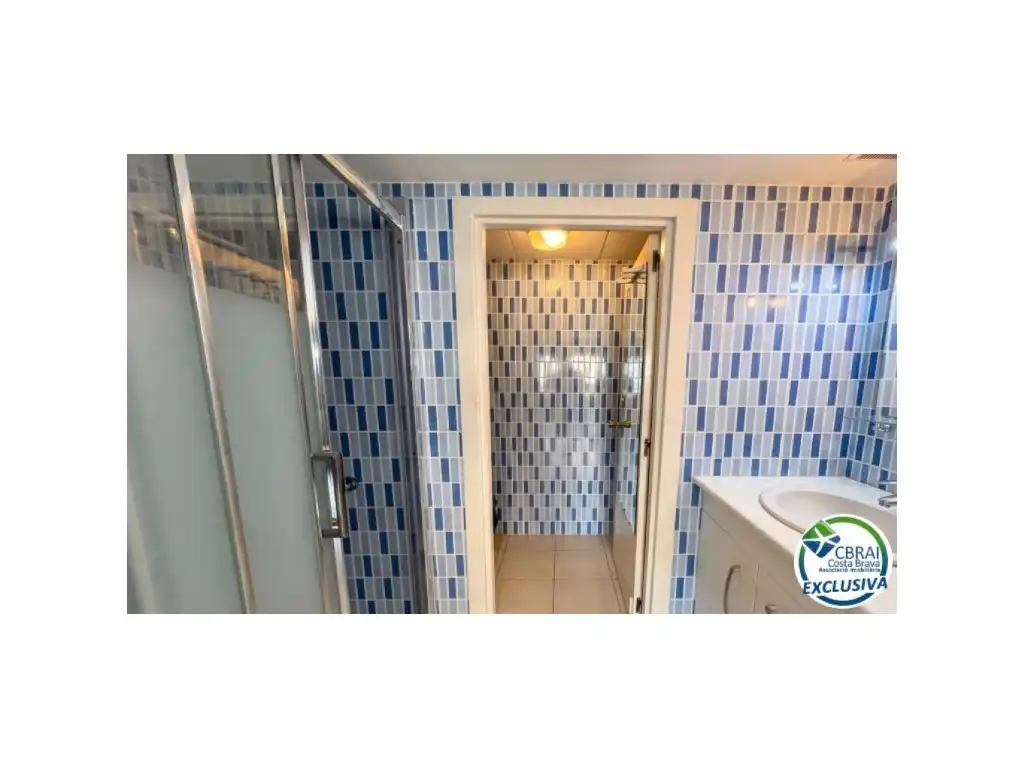Studio with lift for sale in Avenida De La Gola De L'Estany 10, imagen 9